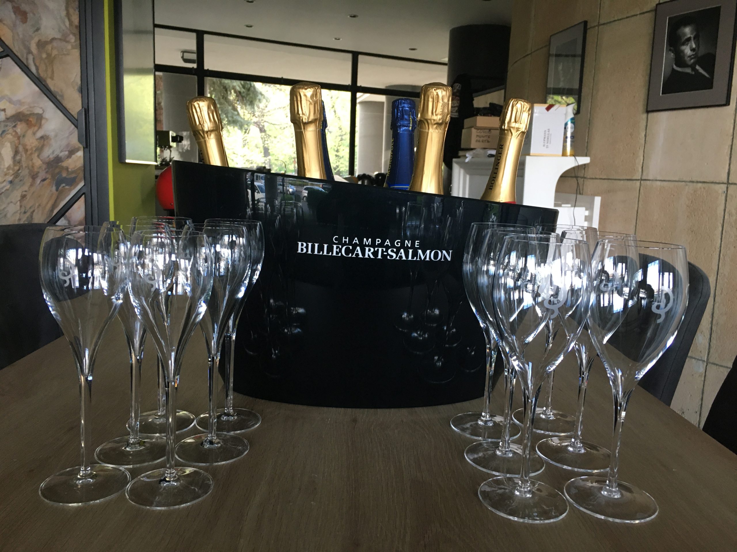 ELADVA – Billecart-Salmon Champagne hűtőkád 12 pezsgőspohárral – 75.800.-Ft