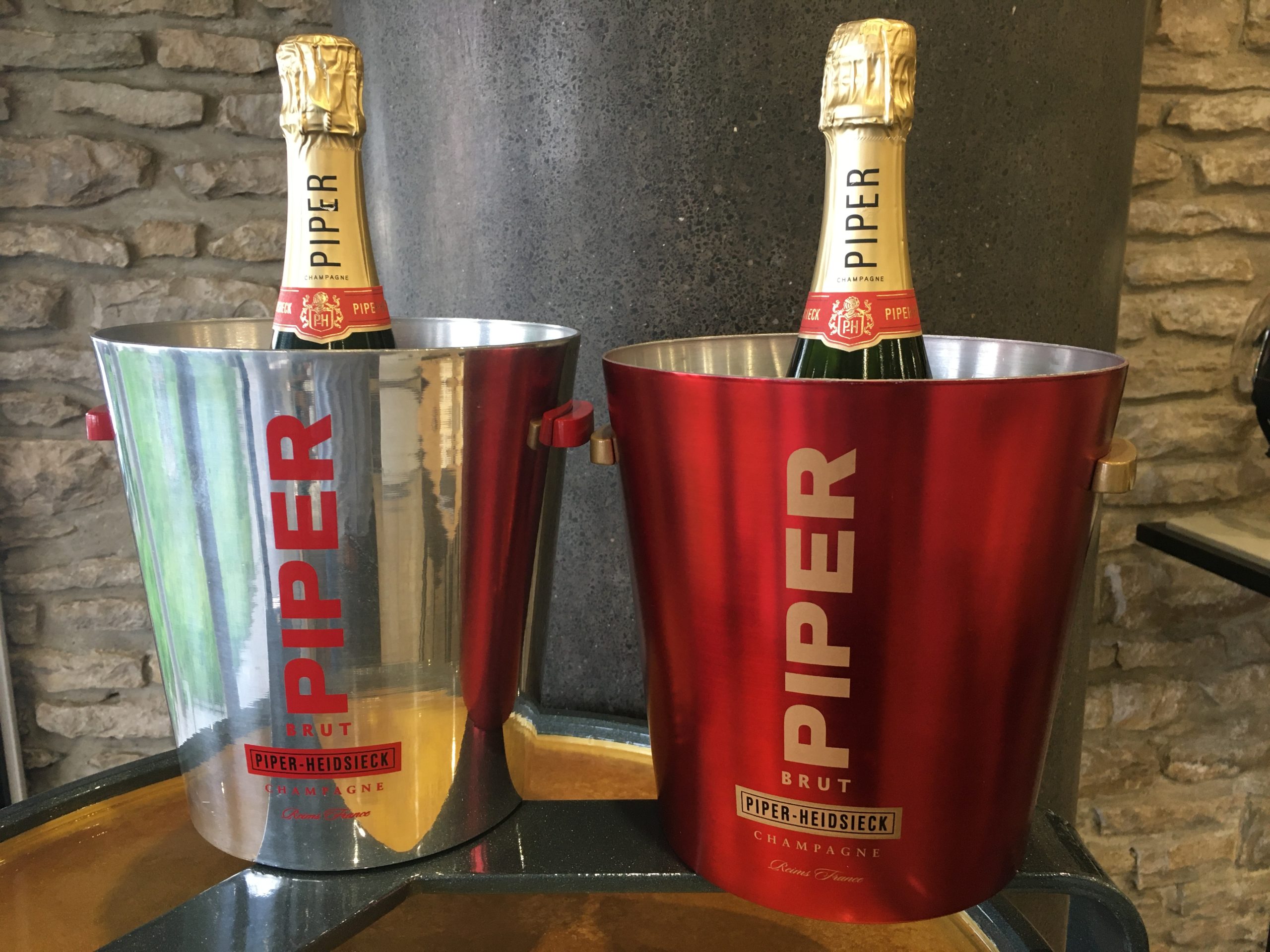 Piper-Heidsieck Champagne 2 darab PIPER pezsgős jégveder párban – 44.600.-Ft