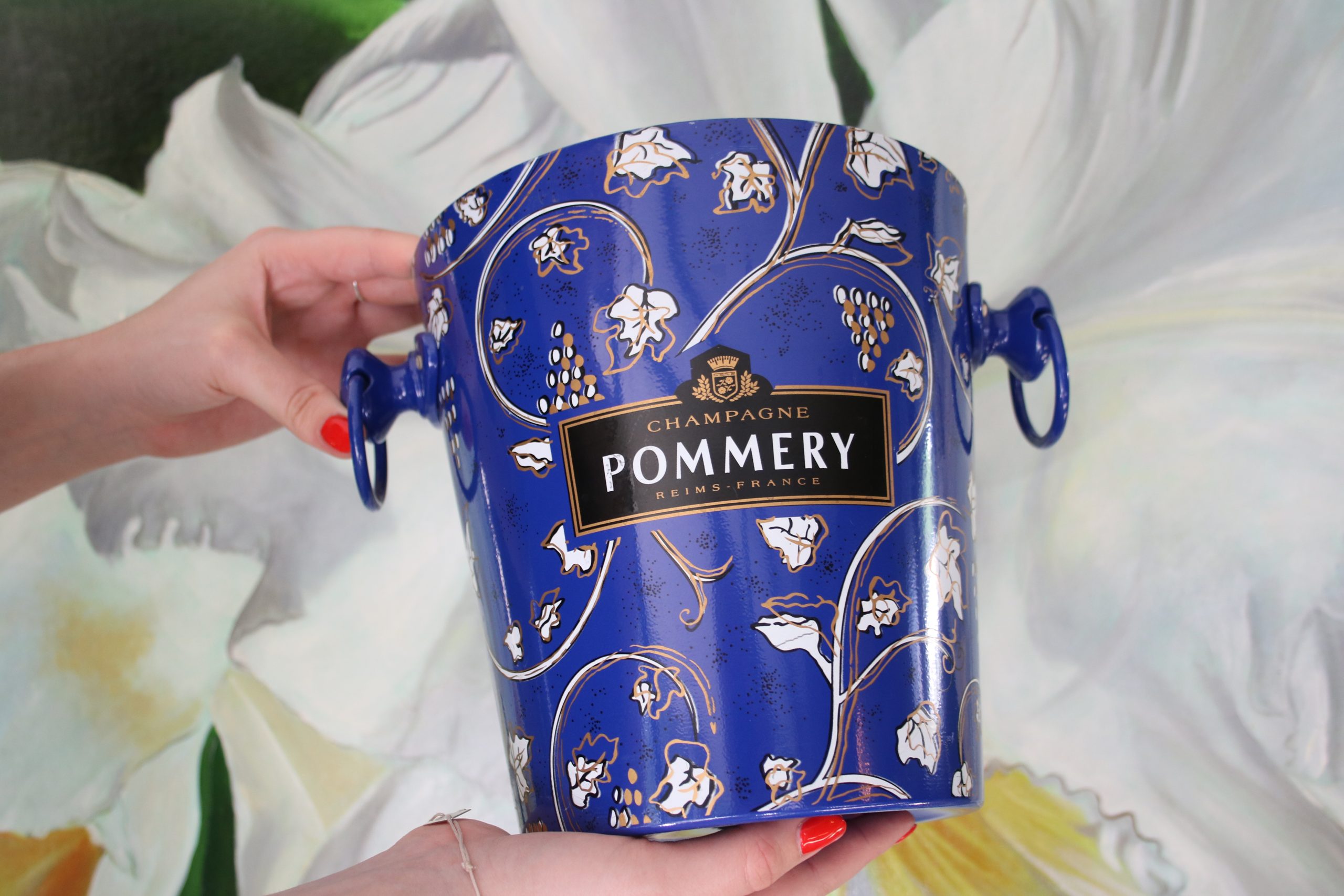 Pommery Champagne pezsgős vödör kék szőlőindás díszítéssel – 34.800.-Ft