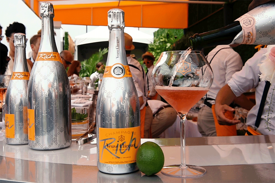 Veuve Clicquot Champagne Rich pezsgőspoharak (2db) – 38.600.-Ft