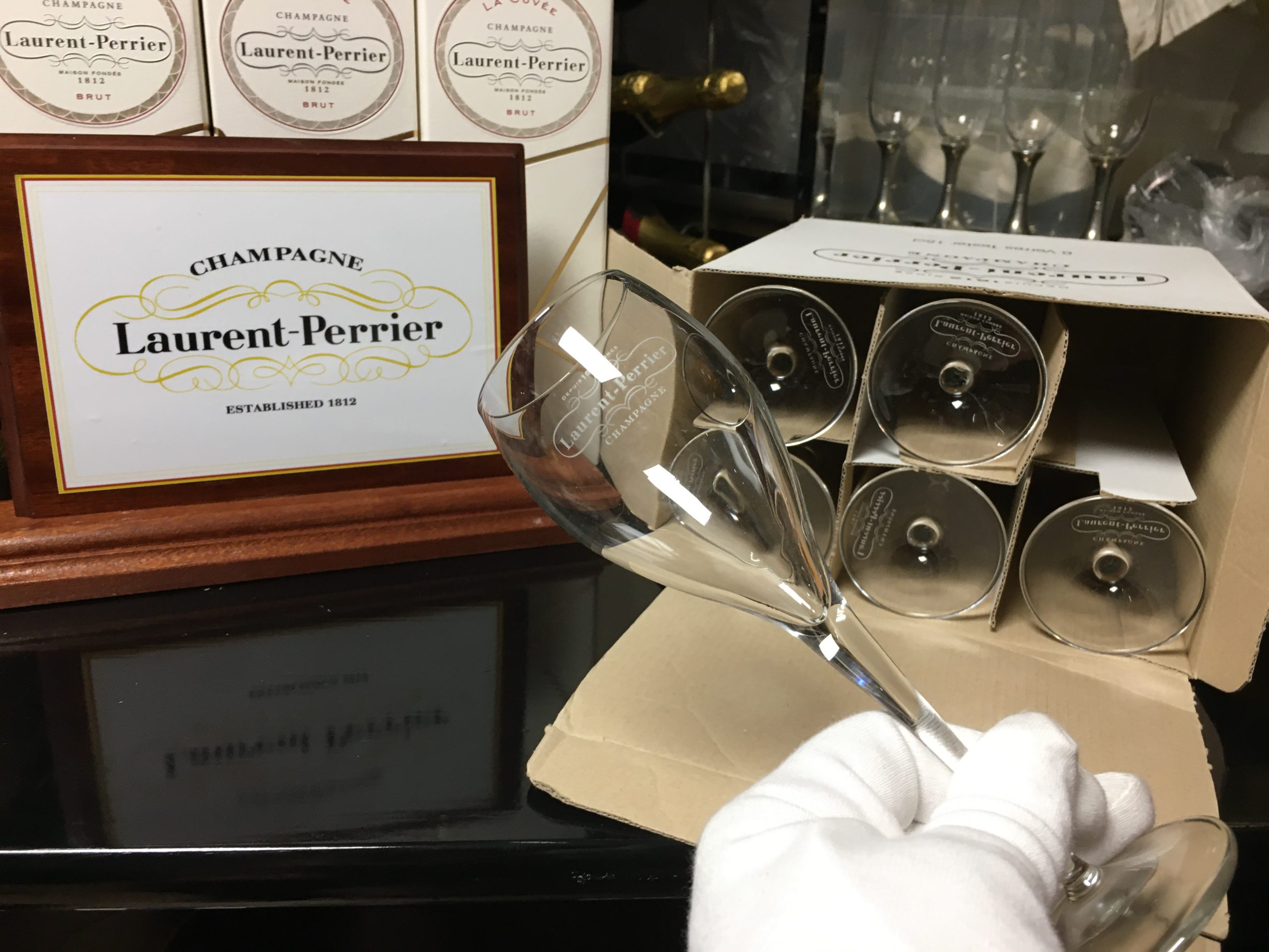 ELADVA – Laurent-Perrier Champagne vintage pezsgőspohár készlet (6db) – 28.800.-Ft