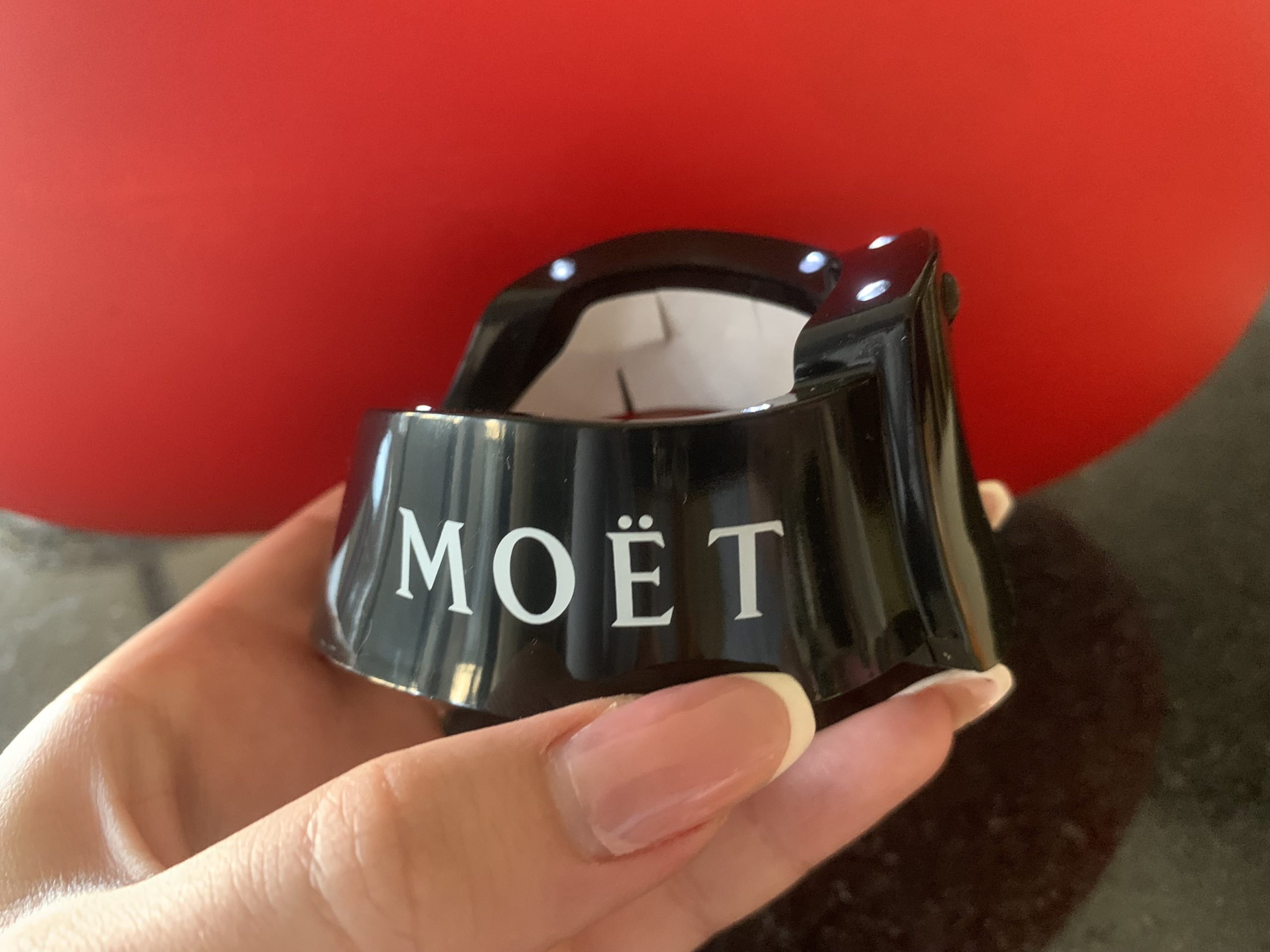 Moët & Chandon pezsgősüveg mandzsetta 0,75l palackhoz LED nyakkiöntő világítás – 6.800.-Ft