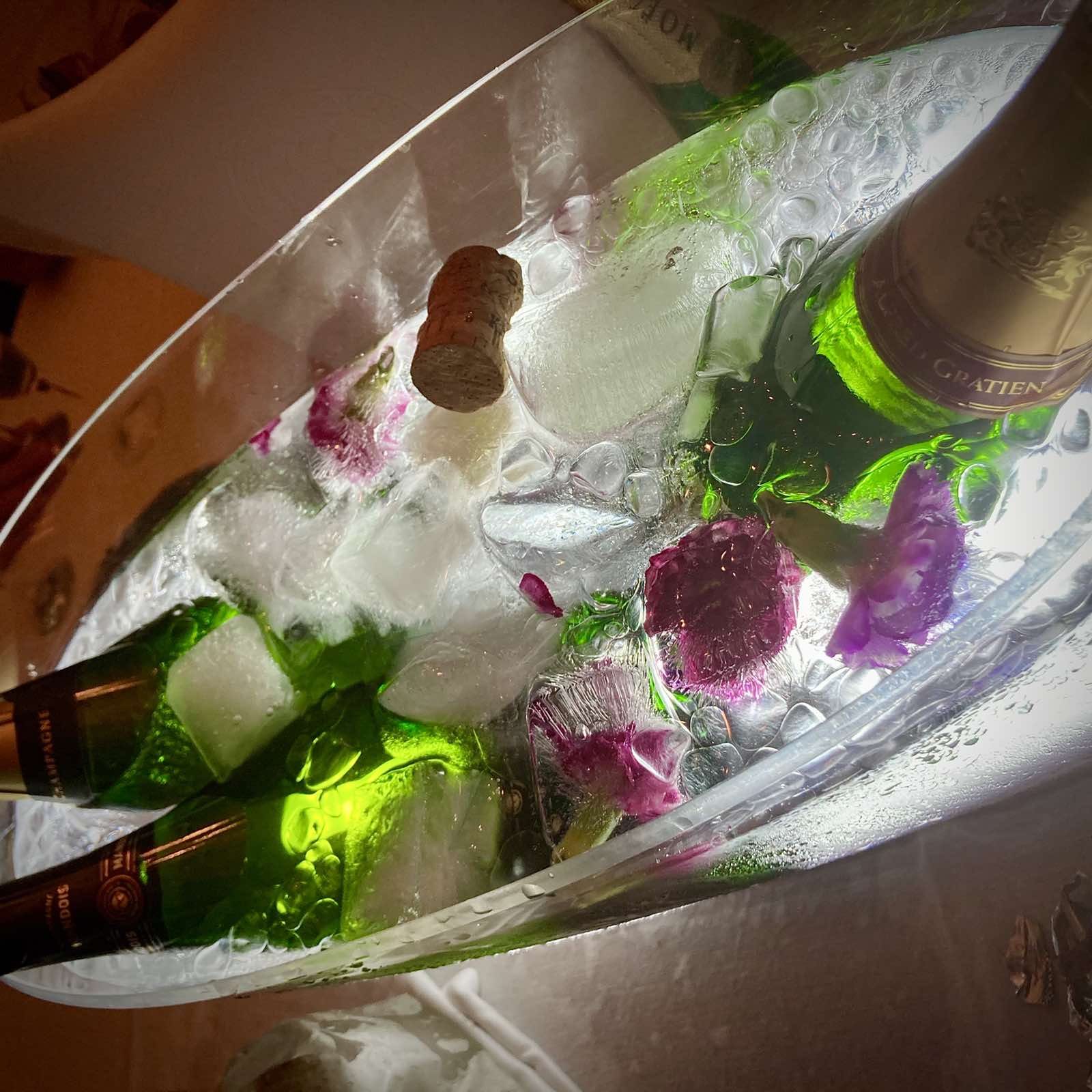Négy palackos világító akkumulátoros bor és pezsgő hűtő jégtál – 48.500.-Ft