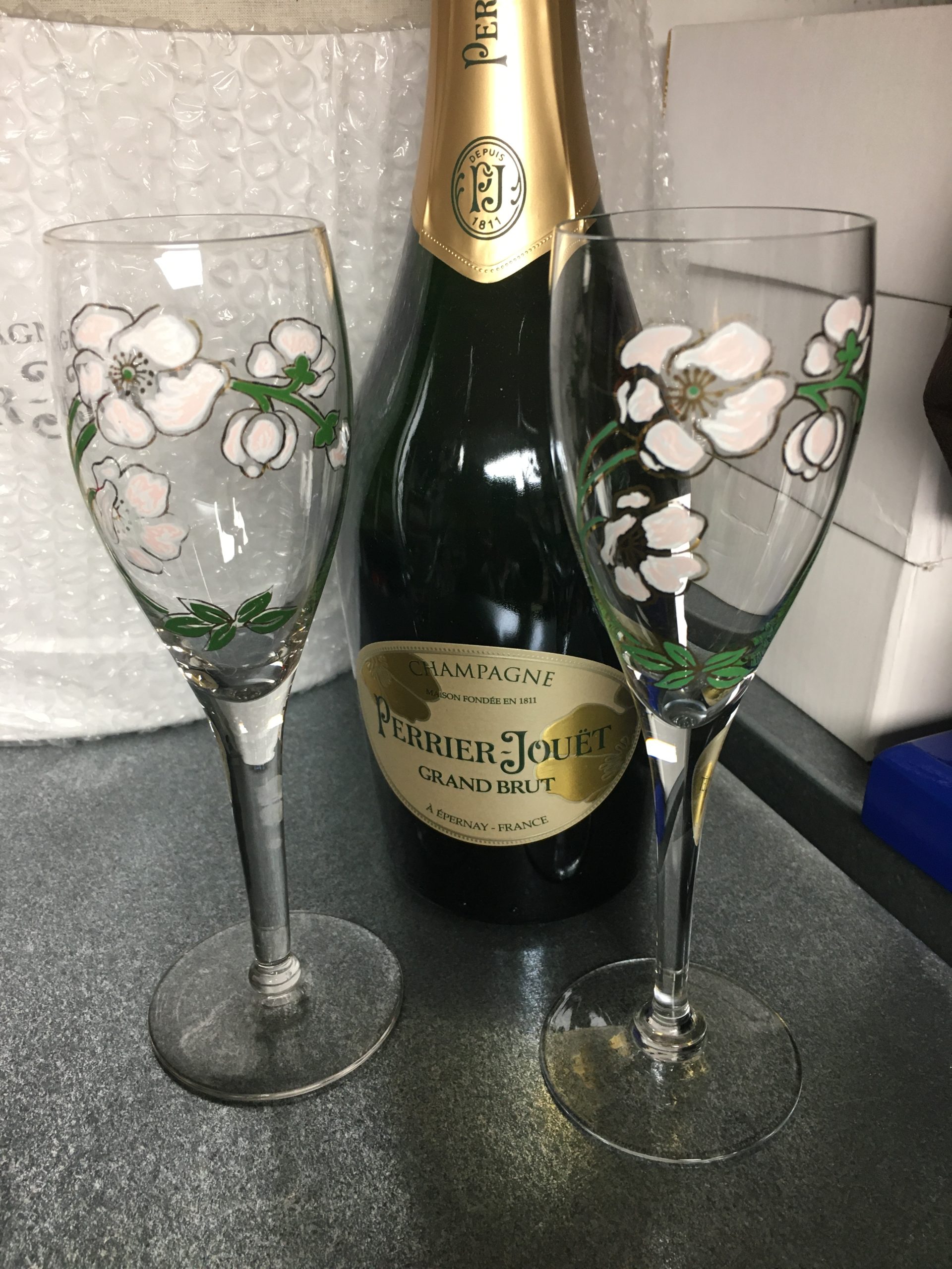 SOLD / ELADVA – Perrier-Jouët Champagne Belle Epoque poharak (2db) – Kézzel festett ritkaságok – 19.600.-Ft