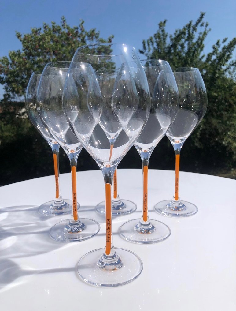 ELADVA – Veuve Clicquot 6 db narancssárga szárú Trendy Prestige Ponsardin kristály pohár – 53.400.-Ft