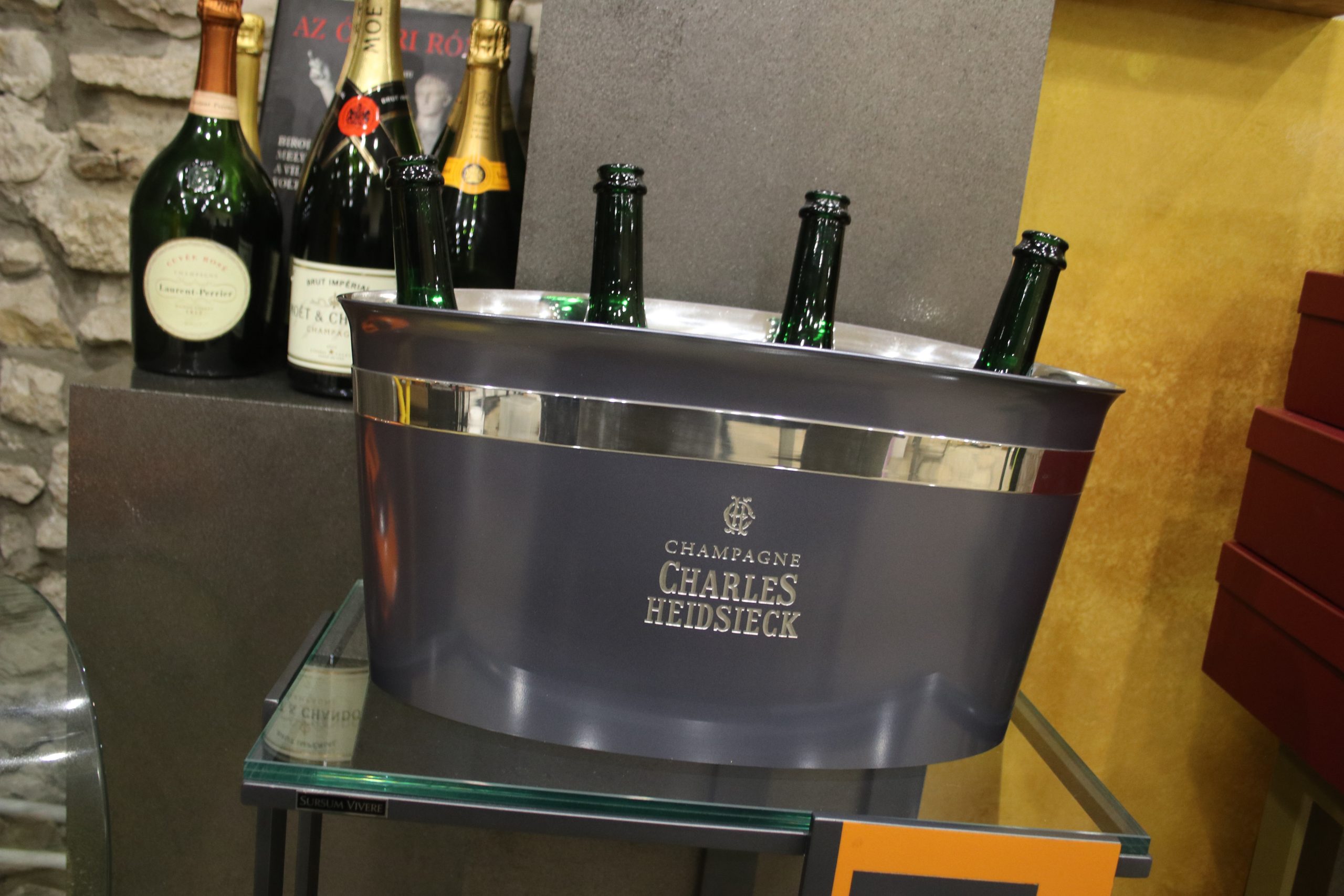 Charles Heidsieck Champagne nagy méretű francia ónöntvény pezsgőhűtő – 185.600.-Ft