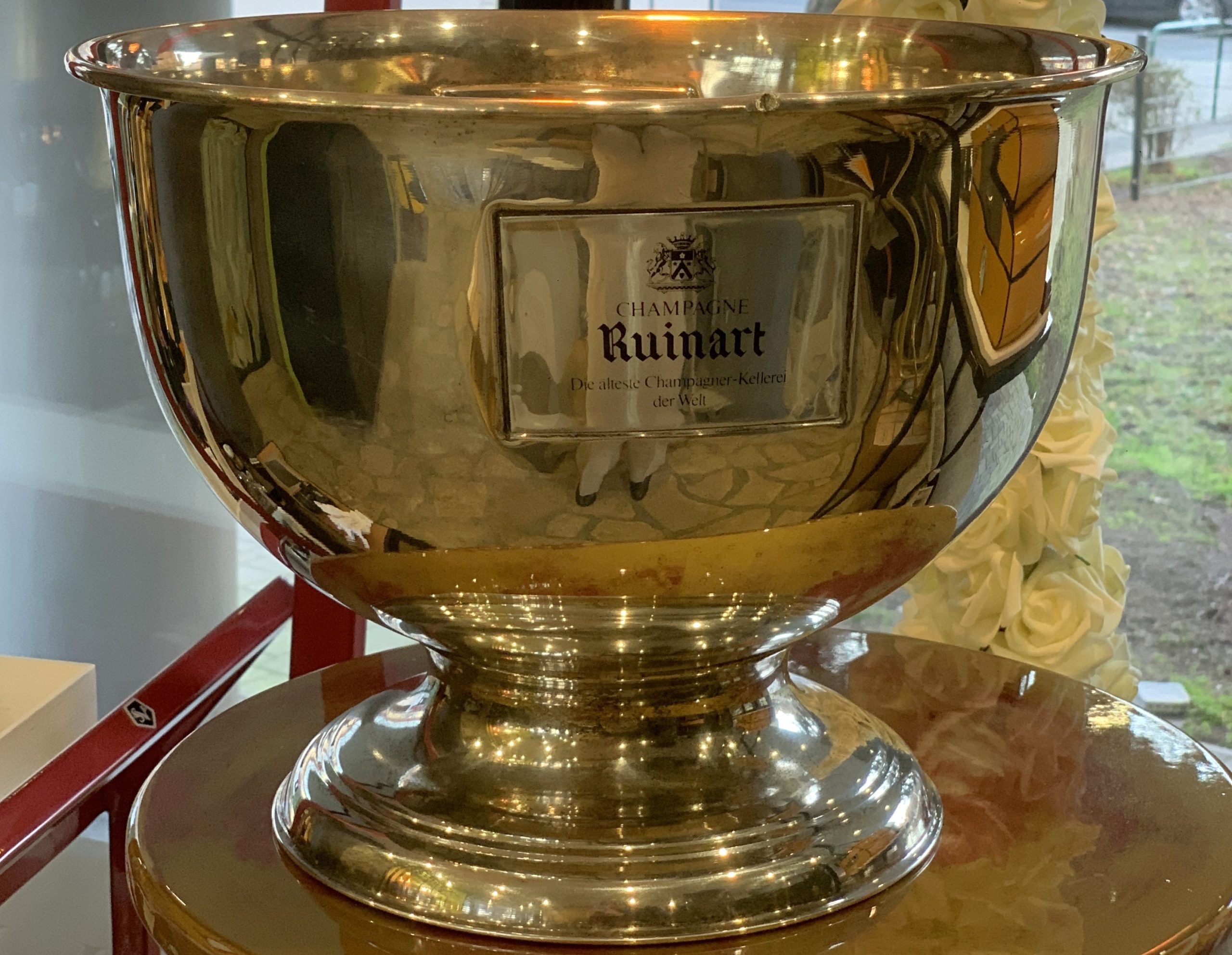 SOLD / ELADVA – Champagne Ruinart találkozása Metternich herceggel – Nagy méretű pezsgőhűtő jégtál – 112.800.-Ft