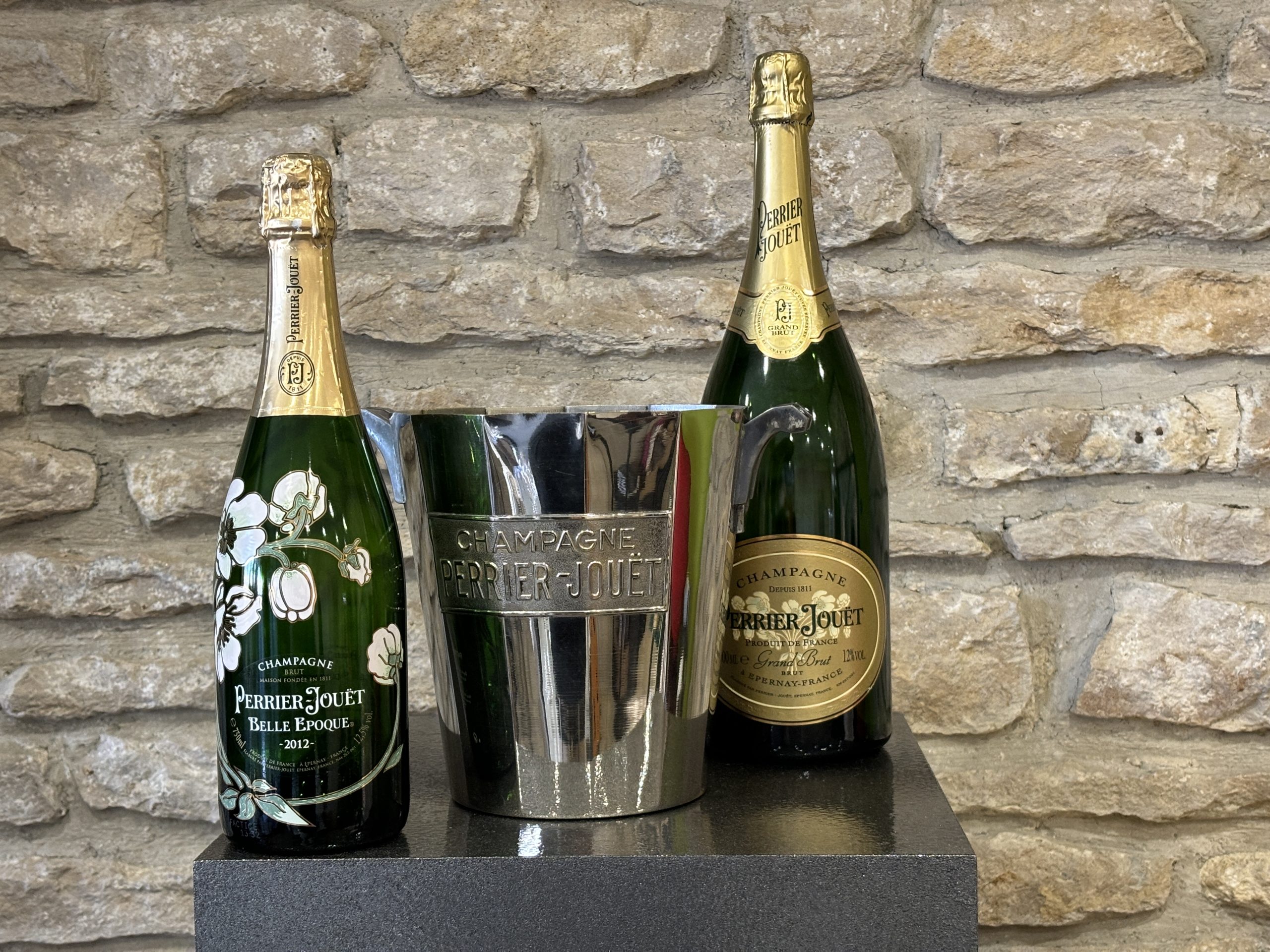 SOLD / ELADVA – Perrier-Jouët Champagne sokszögletű Art Deco pezsgőhűtő az 1930-as évekből – 149.300.-Ft