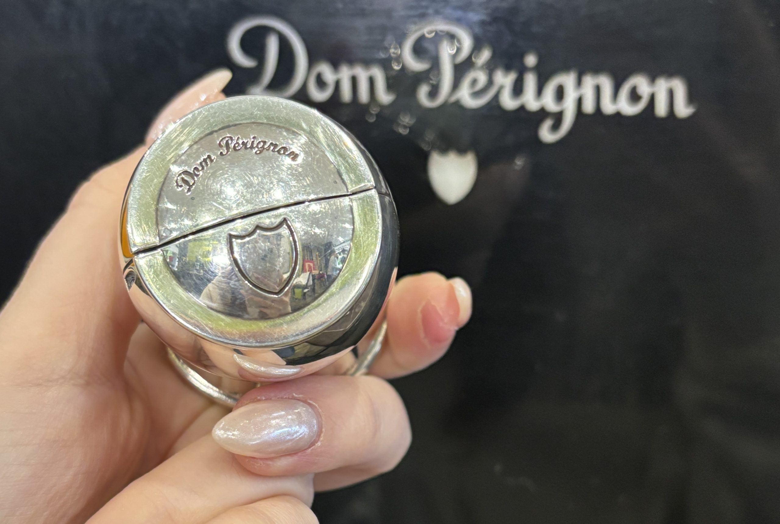 Dom Pérignon Champagne memória kapszula – Limitált Millenniumi kiadás a Christofle-tól – 94.400.-Ft