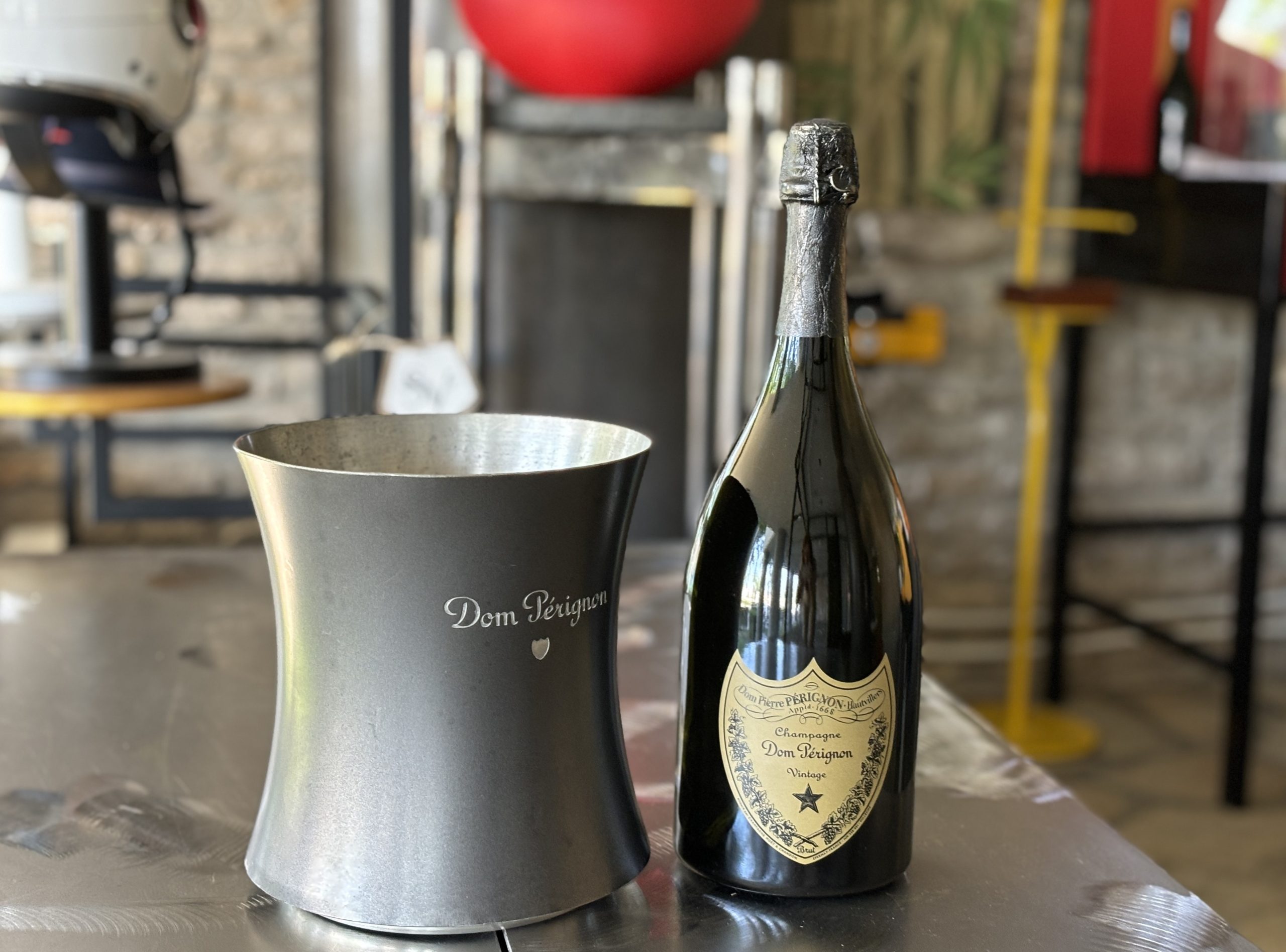 Vintage Dom Pérignon Champagne pezsgőhűtő tervezte Martin Szekely – Royal Sengalor ónöntvény – 118.100.-Ft