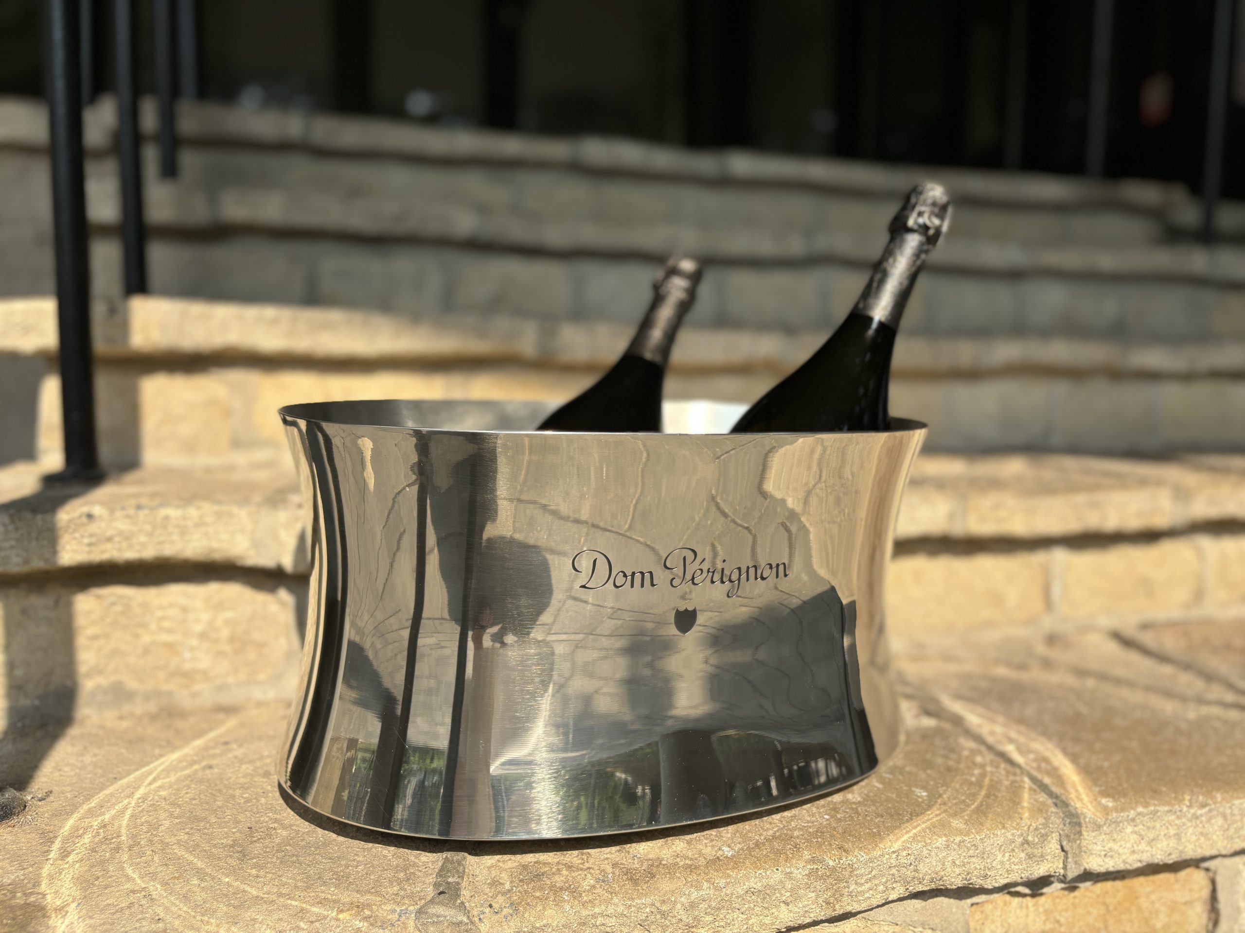 Dom Pérignon Champagne dupla magnum jégmedence Orfèvrerie d’Anjou francia ónöntvény tervezte Martin Szekely – 493.800.-Ft