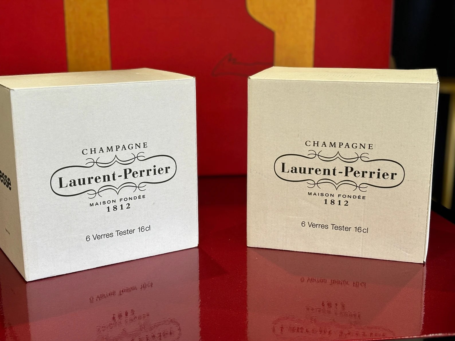 12 darabos Laurent-Perrier Champagne pezsgőspohár készlet bontatlan gyári csomagolásban – 48.600.-Ft
