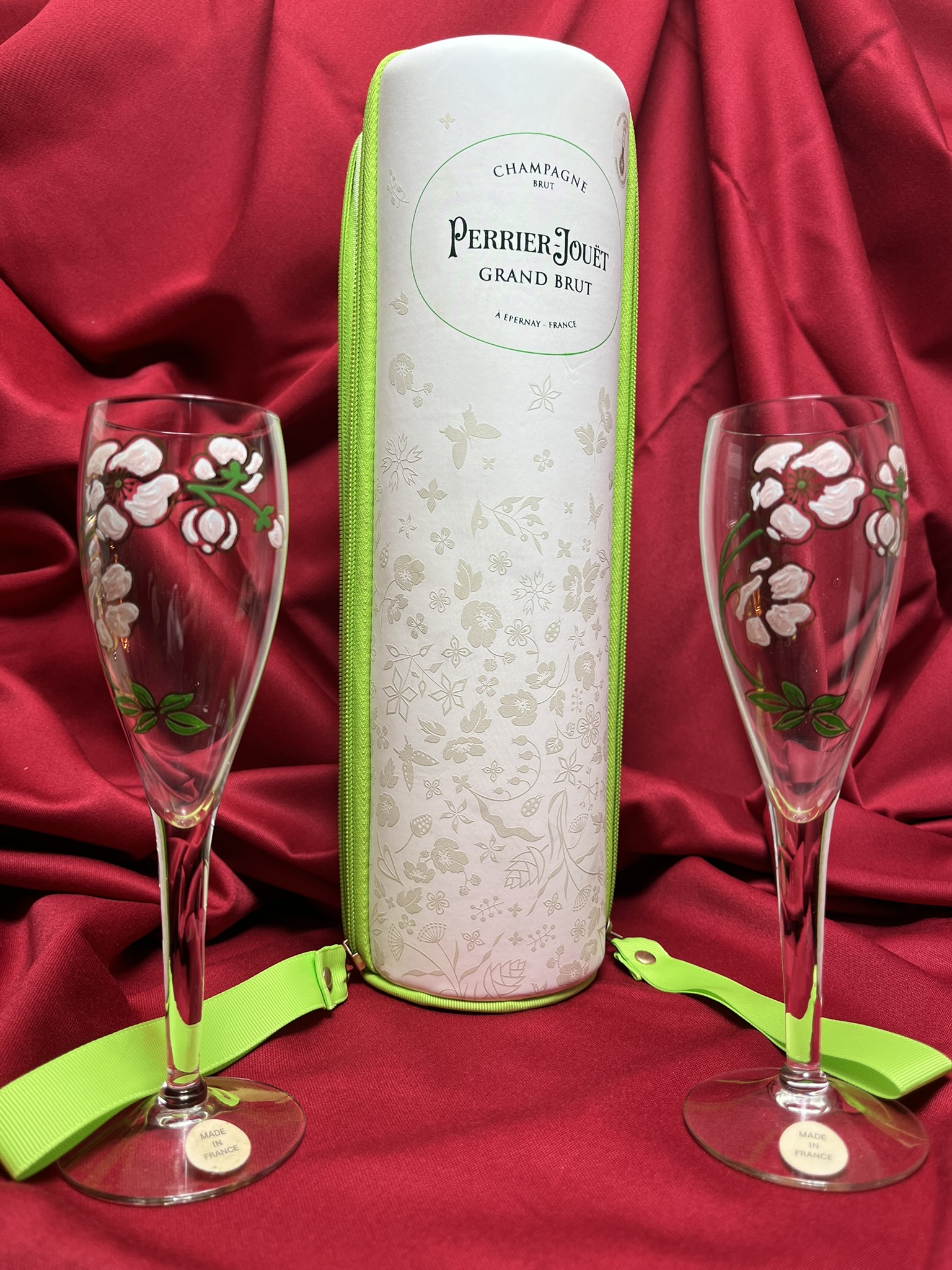 Perrier-Jouët izoterm palackhordozó 2 Belle Epoque Anemone pohárral – ELADÓ