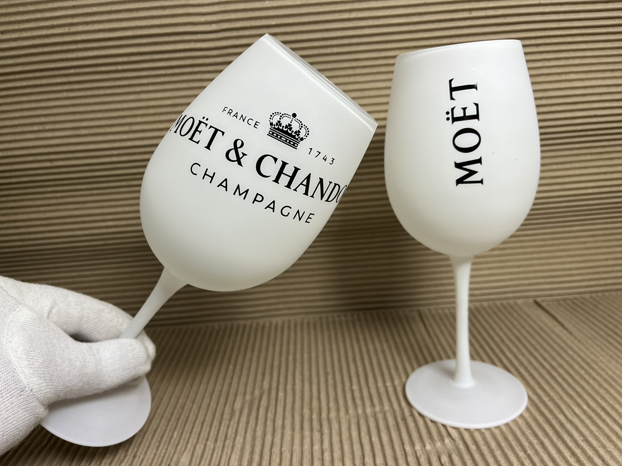 Moët & Chandon Signature pezsgőspoharak melyek üvegből készültek – ELADÓ