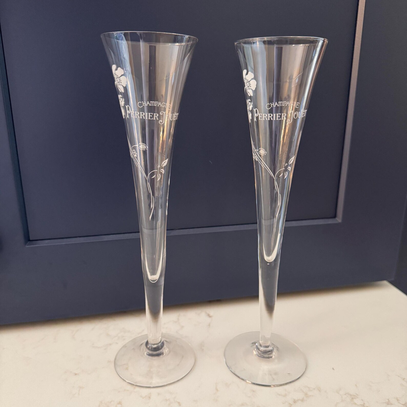 Perrier-Jouët Champagne – Belle Epoque esküvői pezsgőspoharak – ELADÓ