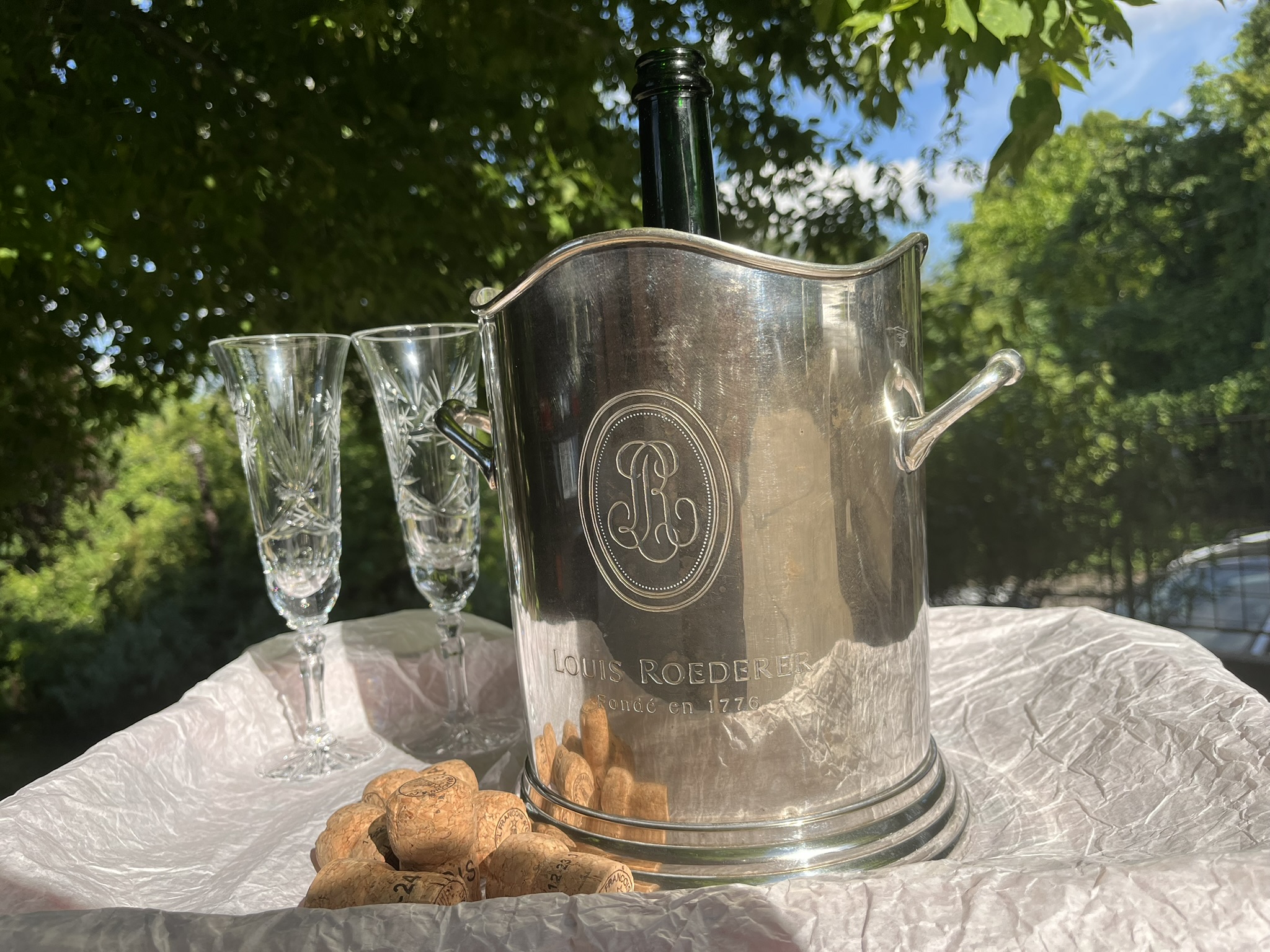 Stílusos ajándék Franciaországból – Louis Roederer „Beatrice” ezüstözött vintage pezsgőhűtő – ELADÓ