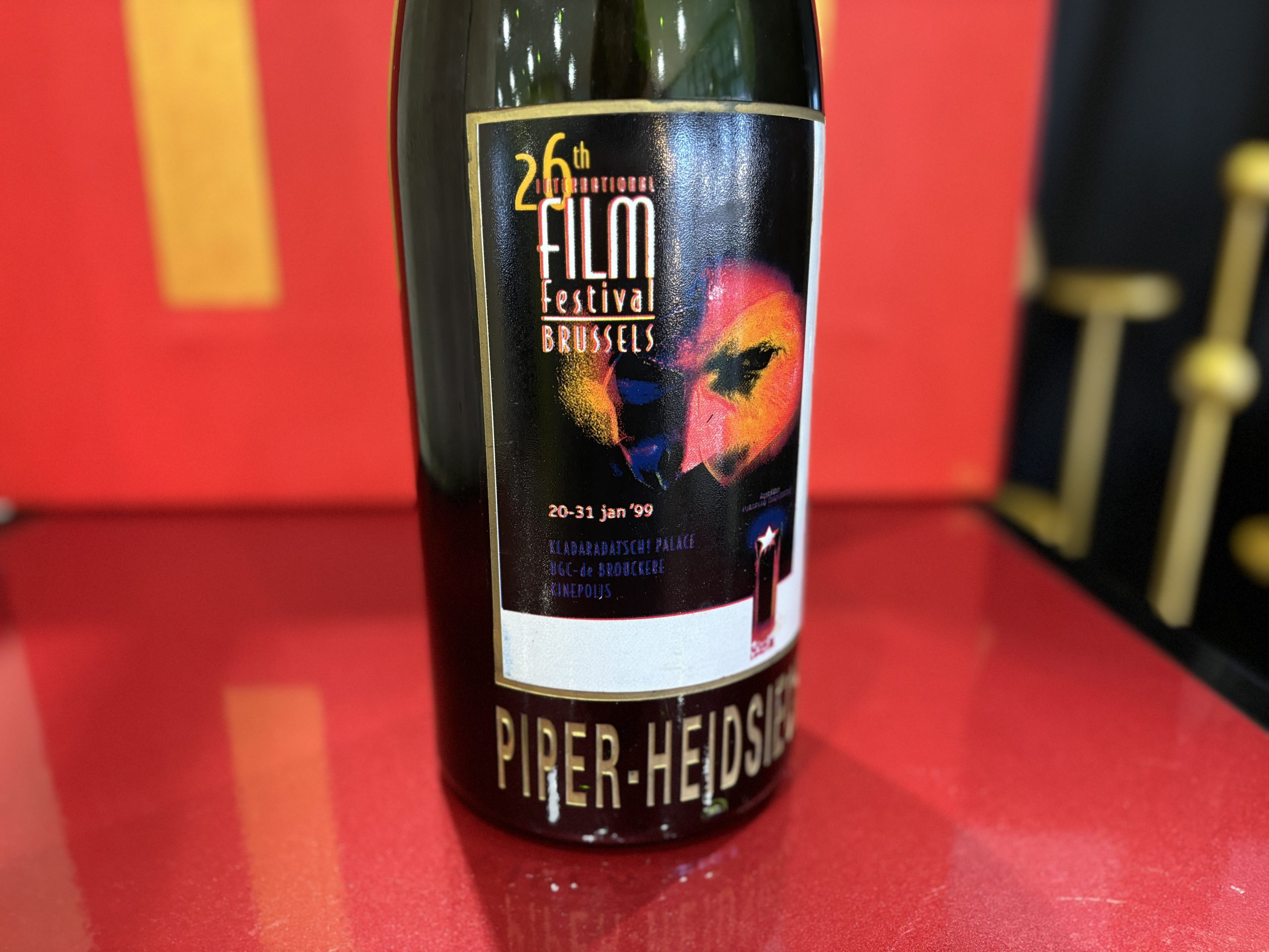 3 literes Jeroboam díszpalack, amelyet a Piper-Heidsieck készített 1999-ben a Brüsszeli Nemzetközi Filmfesztivál számára – ELADÓ