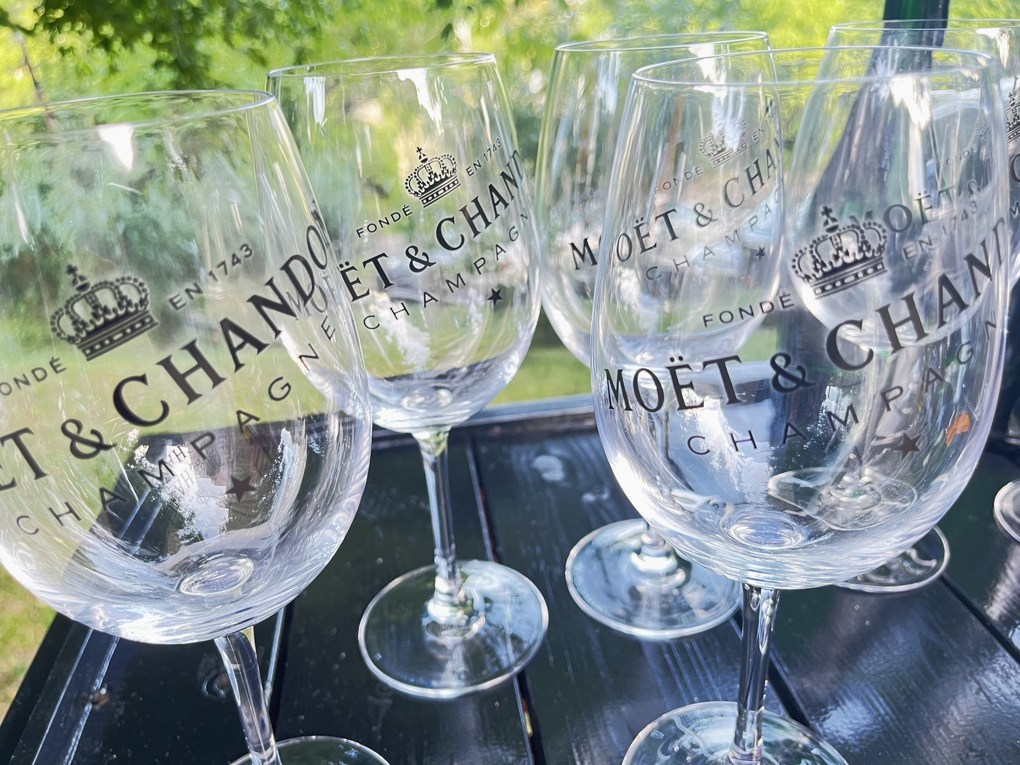 6 db MOËT & CHANDON pezsgőspohár – Moët pohárkészlet eredeti dobozban – ELADÓ