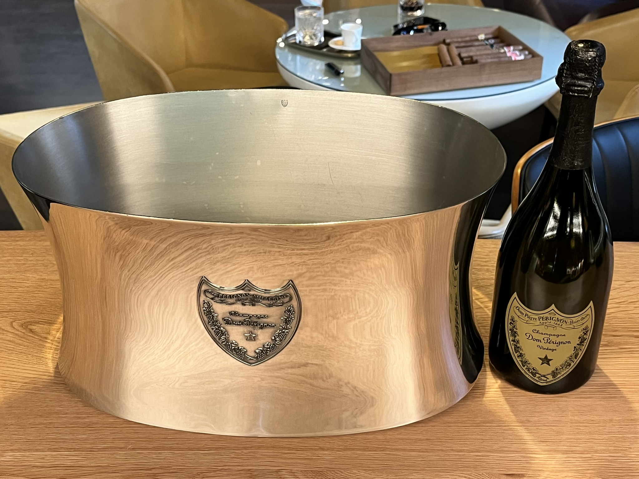 Dom Pérignon Vintage Magnum pezsgőhűtő – Ónkád Martin Szekely tervezésében a Moët & Chandon számára – ELADÓ