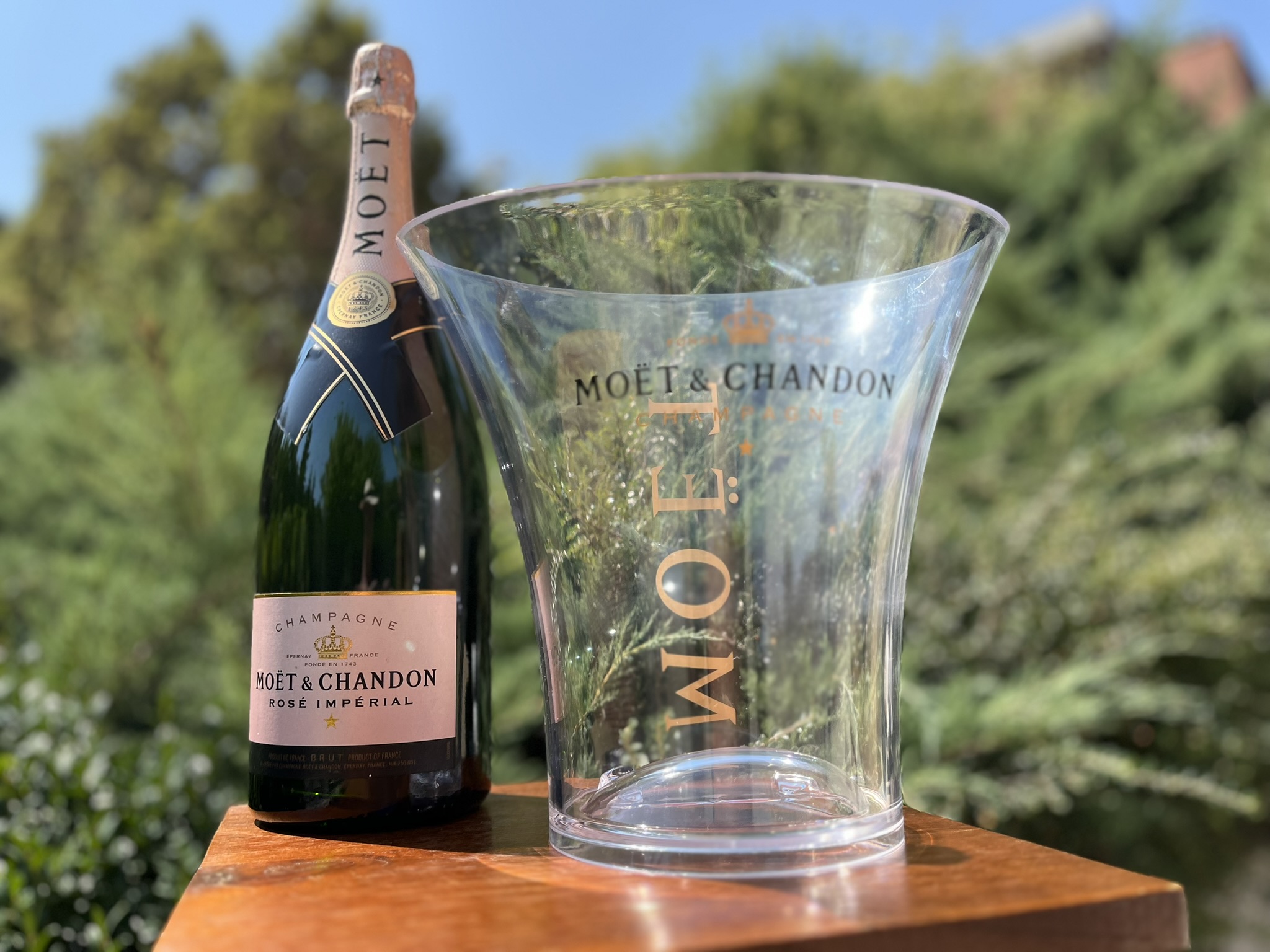 Moët & Chandon átlátszó akril pezsgőhűtő jégveder magnum palackokhoz – ELADÓ