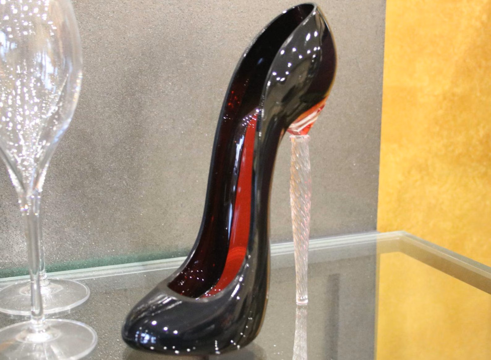 SOLD / ELADVA – Le Rituel by Christian Louboutin – Exkluzív Kristály Pezsgőspohár (1 db) – 219.900.-Ft