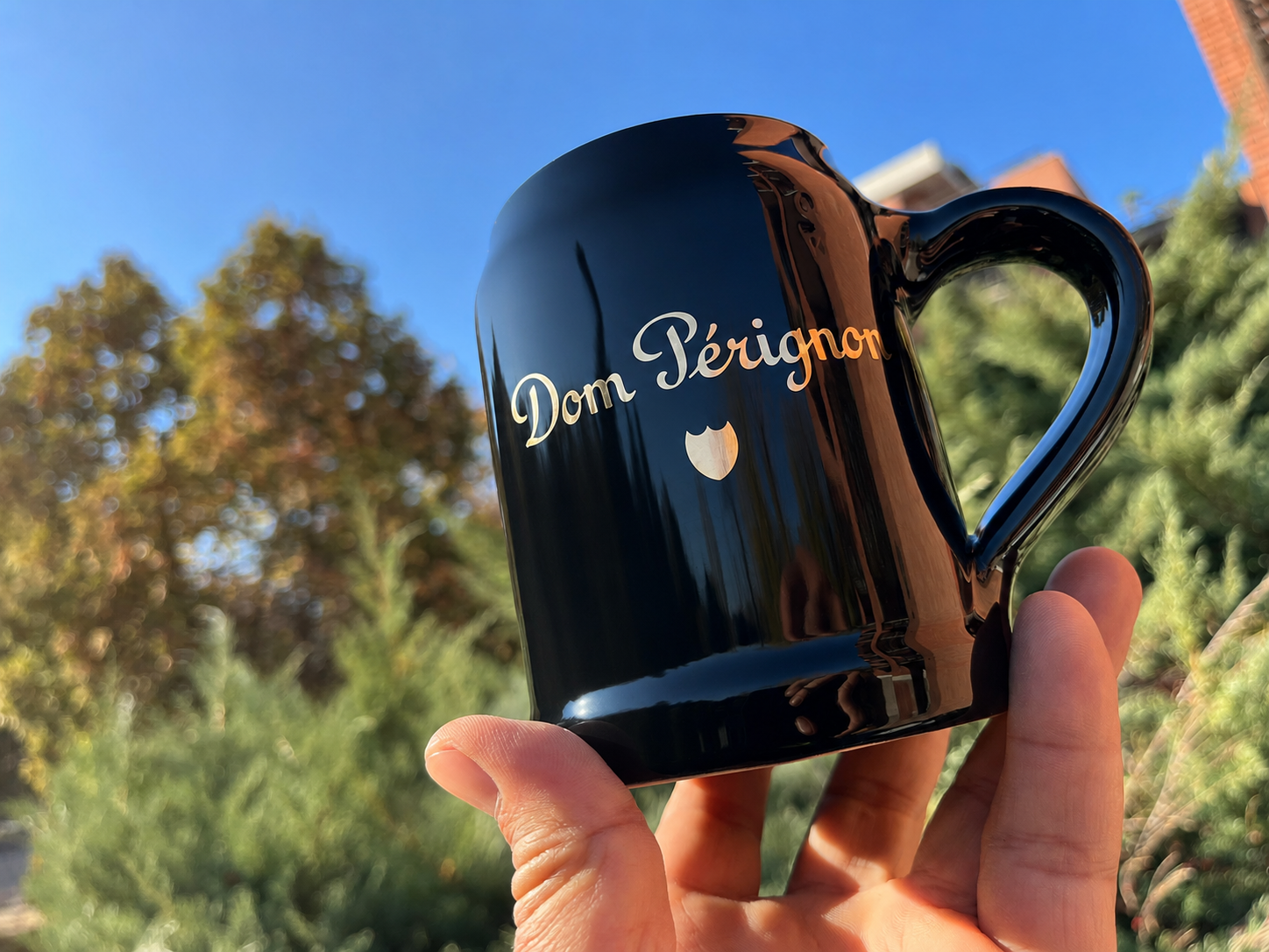 Dom Pérignon VIP reklámbögre – fekete, arany felirattal – ELADÓ