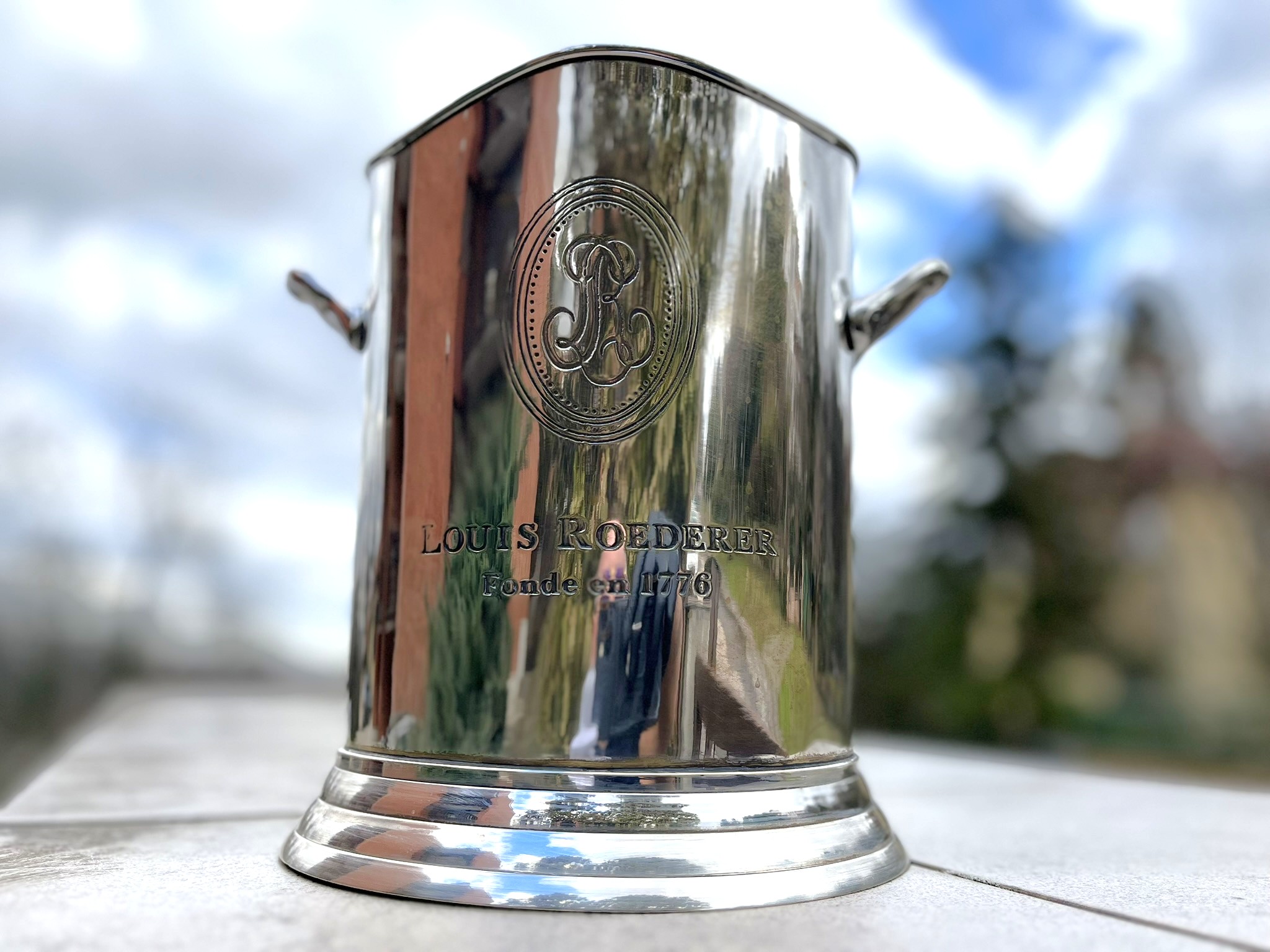 Ezüstözött Louis Roederer „BEATRICE” vintage pezsgő jégveder – James Deakin & Sons – ELADÓ