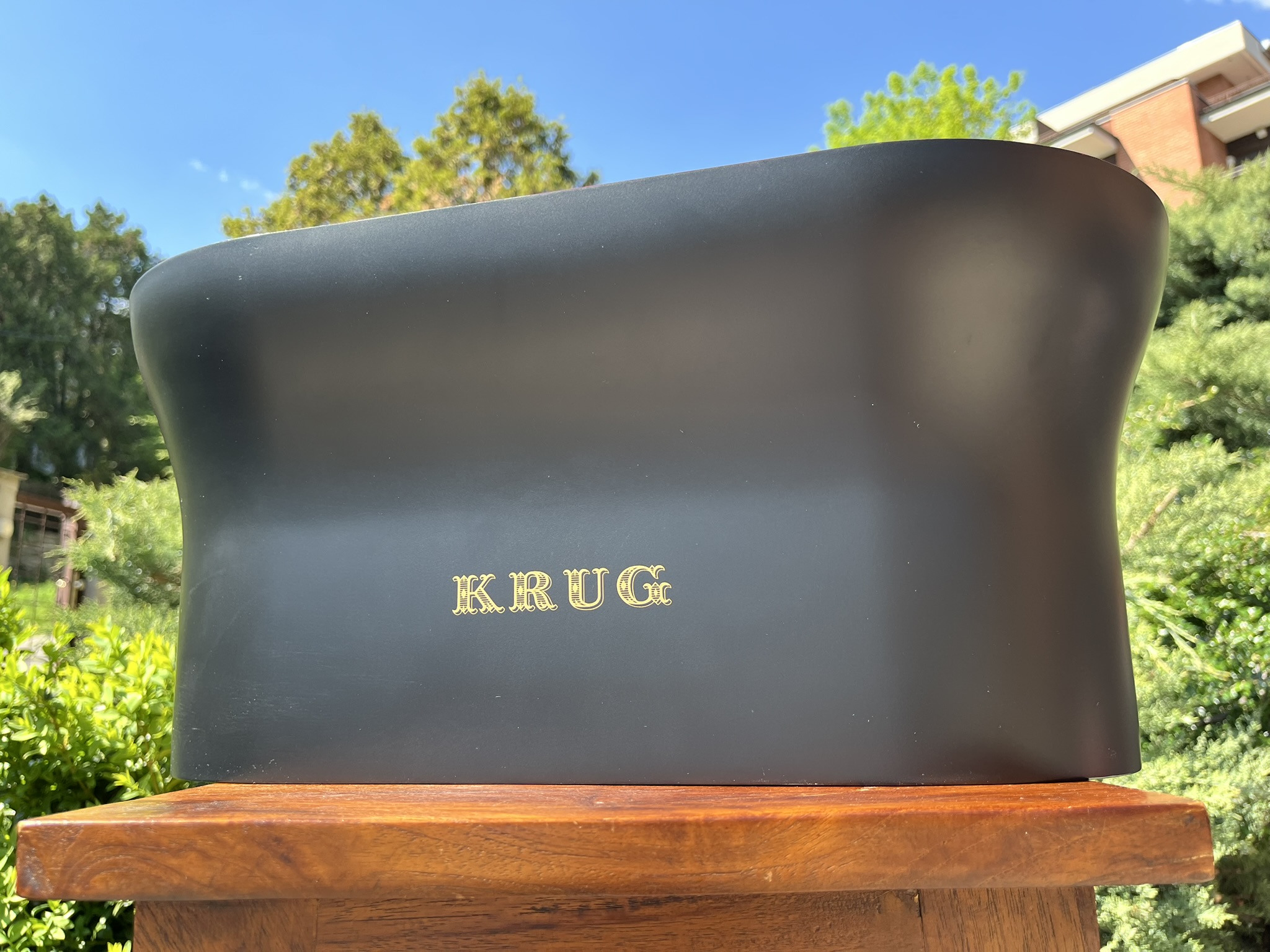 KRUG Dupla Magnum Pezsgőhűtő Jégkád – Black & Dark Cherry Limitált Kiadás, Hibátlan – ELADÓ